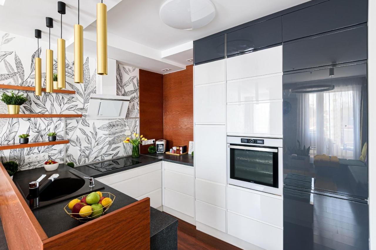 Hid19 Apartman Gyor Belvaros-Free Parking-Terrace Az Rq Vizi Elmenypark Es Gyogyfuerdonel 외부 사진